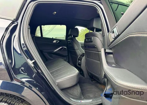 2020 BMW X6 M50I z USA, uszkodzony, nr VIN 5UXCY8C08L9B21442